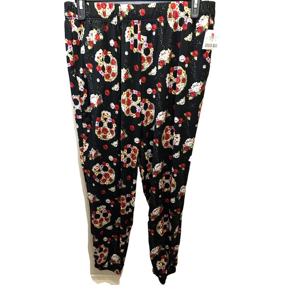 NWT Women's Shosho Black And White Skull Fleece Jogger Lounge Pants in 2X 22 24 - Picture 1 of 9